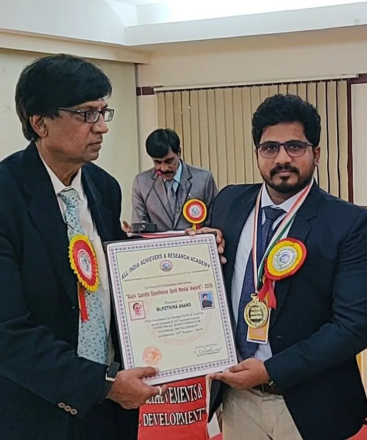 Mr. Anand Pothina receiving the National Award certificate